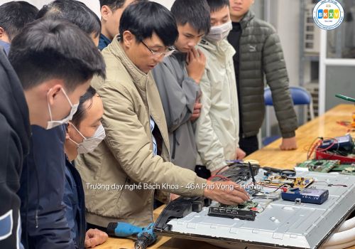 Khoá học lai cấy Màn Hình Panel Cơ Bản và Nâng Cao